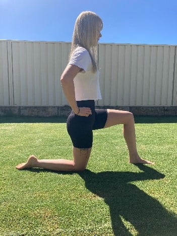 Picture1-1 Stretch Routine for the Desk Worker